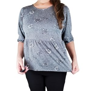 Bobeau White & Black Babydoll Top Size Medium